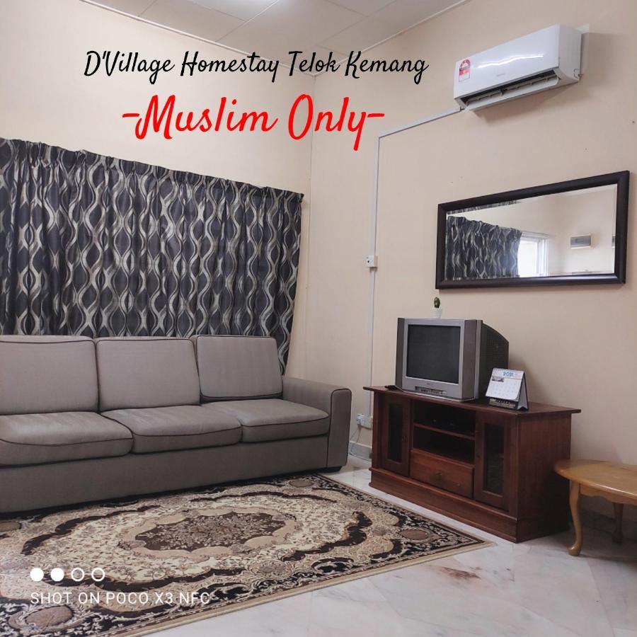 Dvillage Homestay Telok Kemang Port Dickson Buitenkant foto